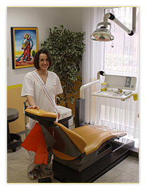 Behandlungszimmer 1 Dr. Müller-Osten Behandlungszimmer 1 Dr. Müller-Osten