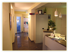 Flur Zahnarztpraxis Dr. Müller-Osten Flur Zahnarztpraxis Dr. Müller-Osten